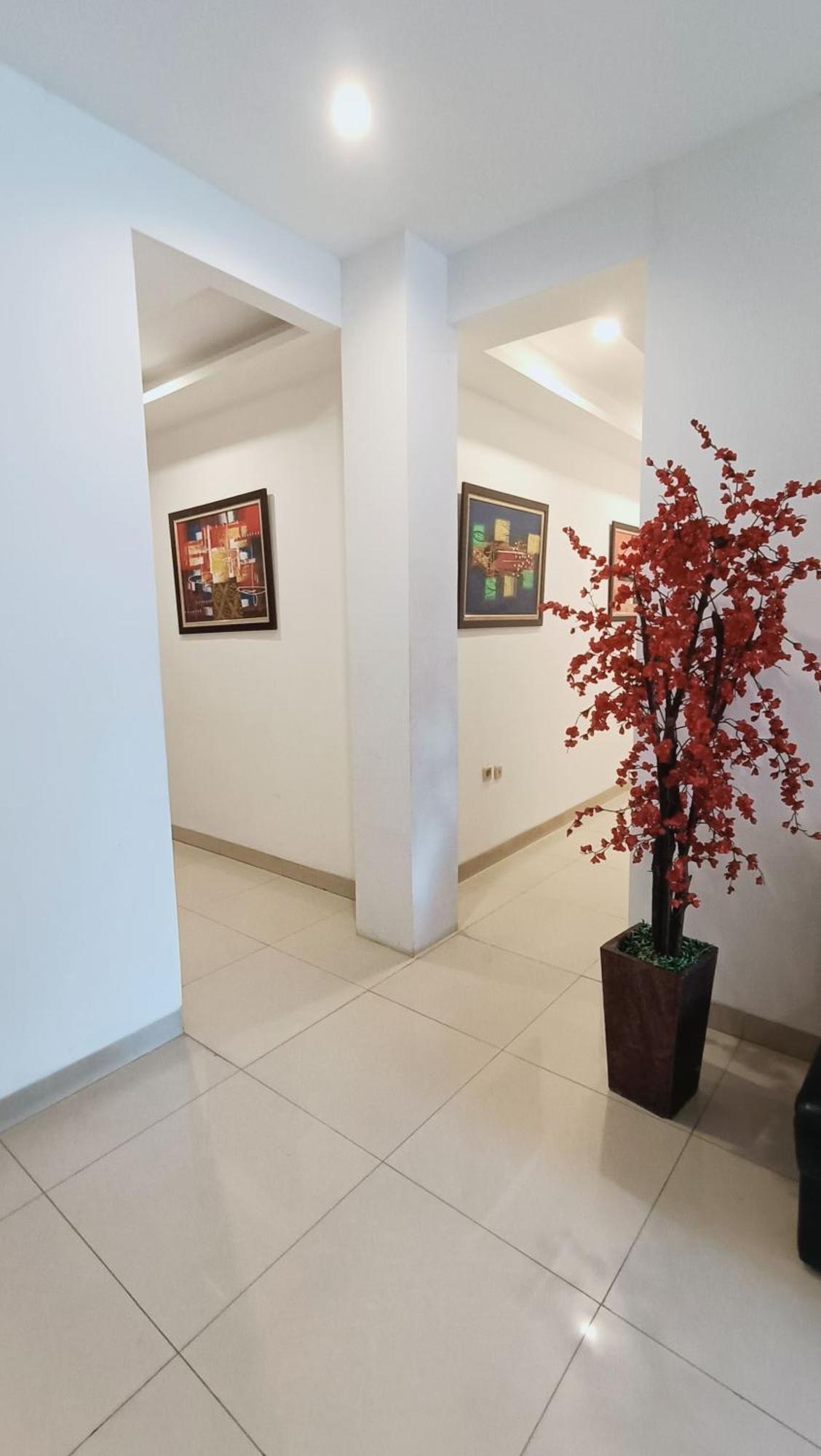 VI Hotel Бандунг Экстерьер фото